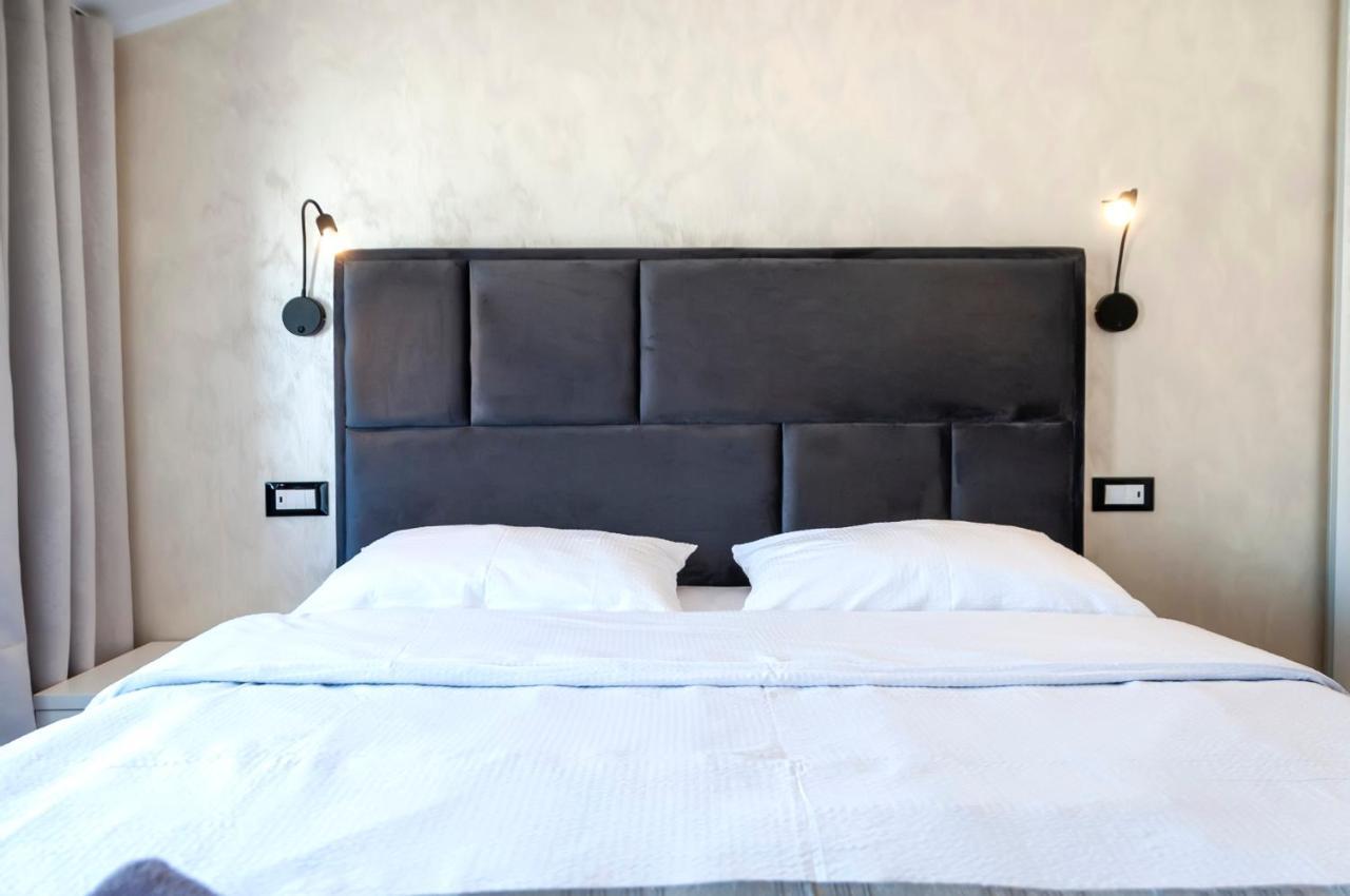 Apartments Sanja-New Renovated Ровинь Экстерьер фото