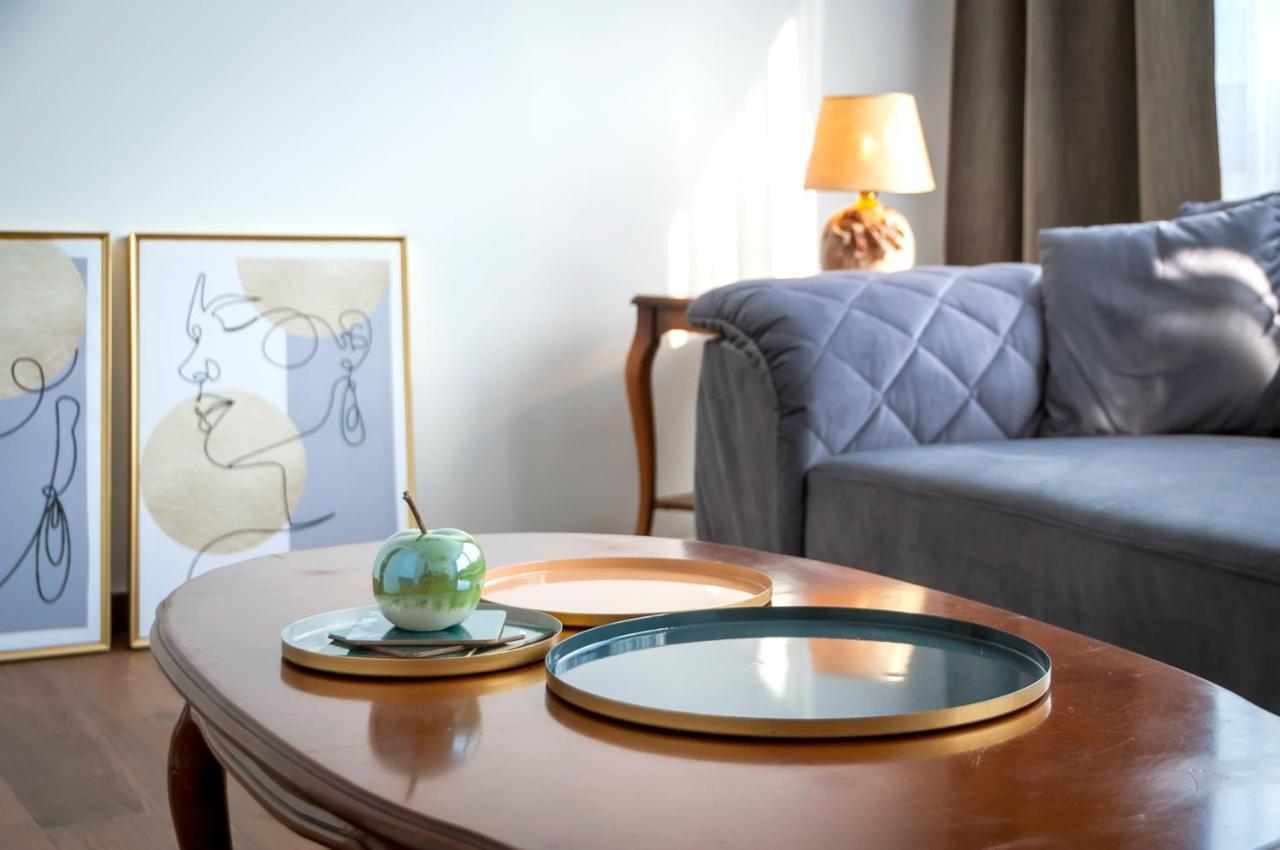 Apartments Sanja-New Renovated Ровинь Экстерьер фото