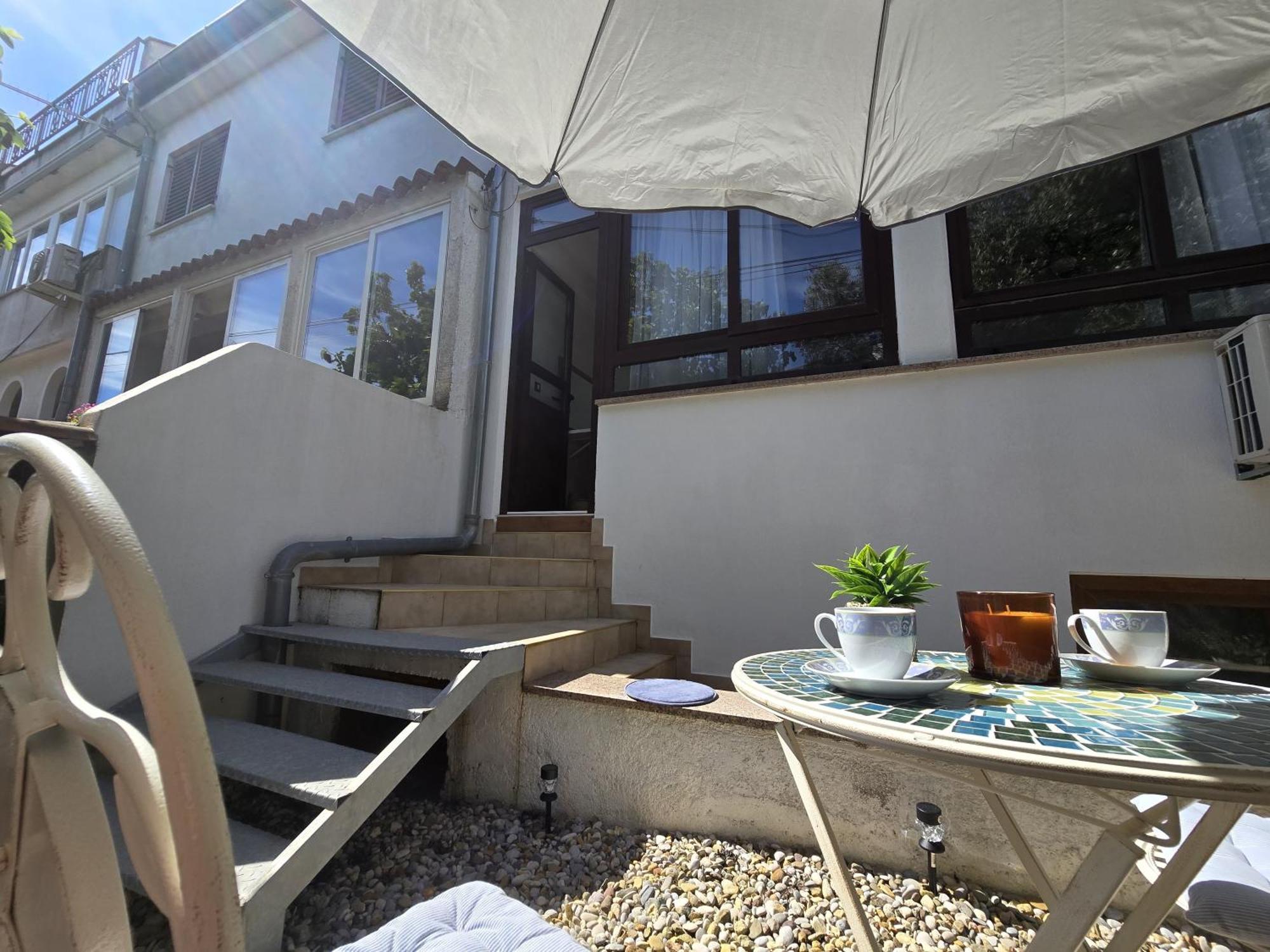 Apartments Sanja-New Renovated Ровинь Экстерьер фото